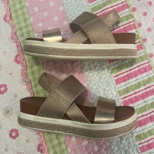 Girls size 1 MIA sandals. Worn once.